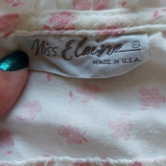 Vintage  Miss Elaine Pink White House Coat Robe Smocked Neck and CuffsVintage  M - Picture 4 of 16